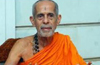 Udupi: 86-year-old Pejawar Swamiji accidentally slips and suffers minor injury
